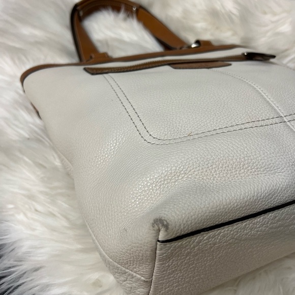 Rare Coach Authentic Penelope Purse F14683 White Cream & Brown Pebble Leather - Picture 3 of 13